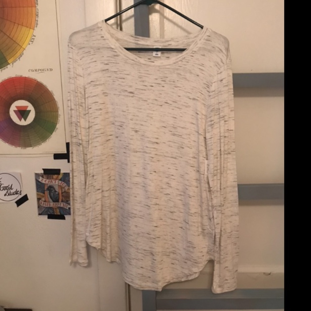 THIN LONG SLEEVE TEE